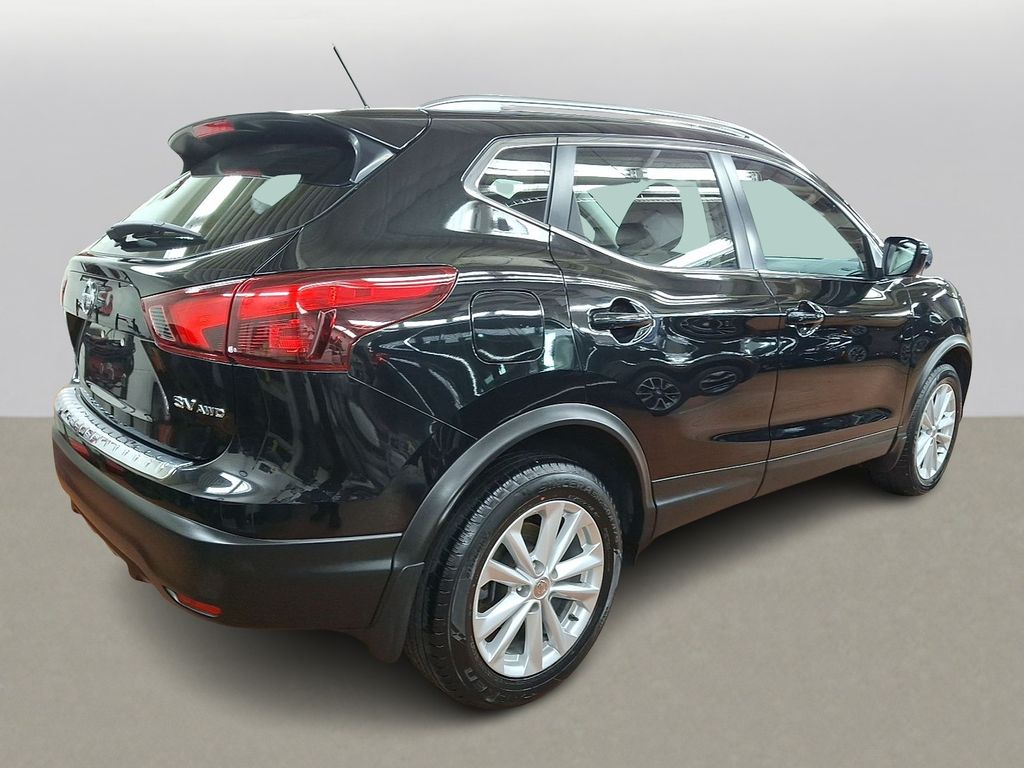 2017 Nissan Rogue Sport SV photo 4