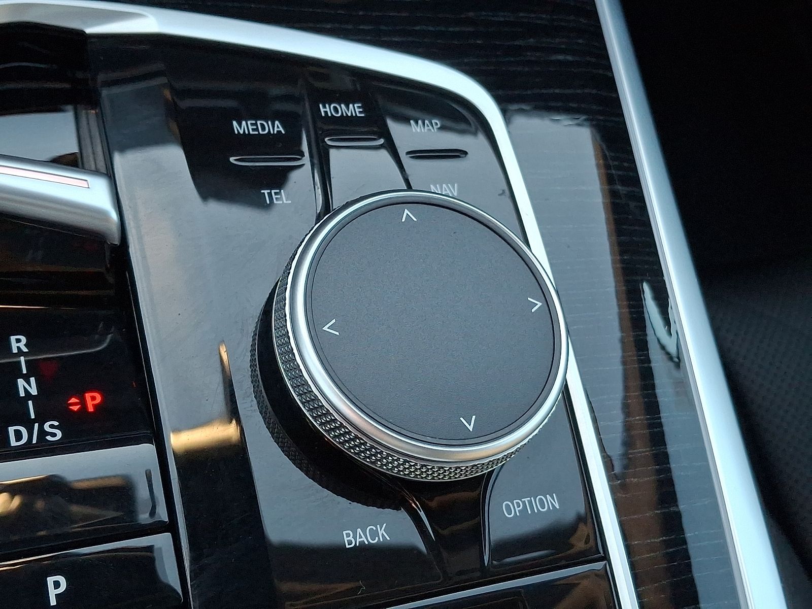 Thumbnail: 2026 BMW X7 - 22