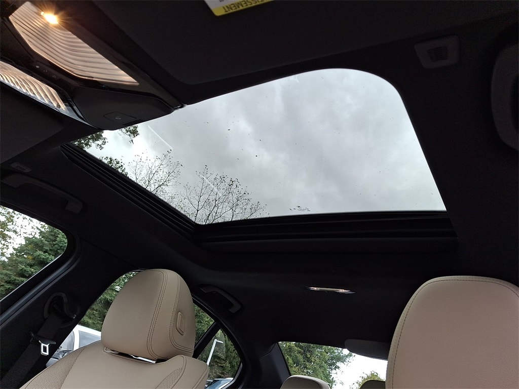 Thumbnail: 2025 BMW 3 Series - 12