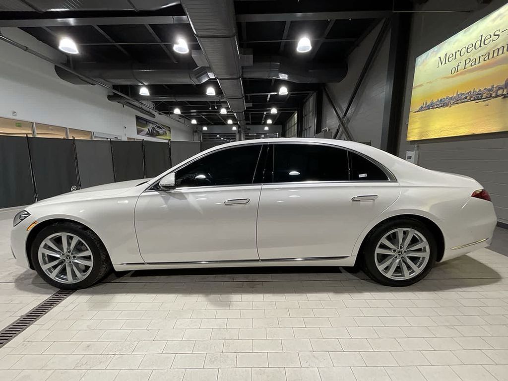 Thumbnail: 2021 Mercedes-Benz S-Class - 15