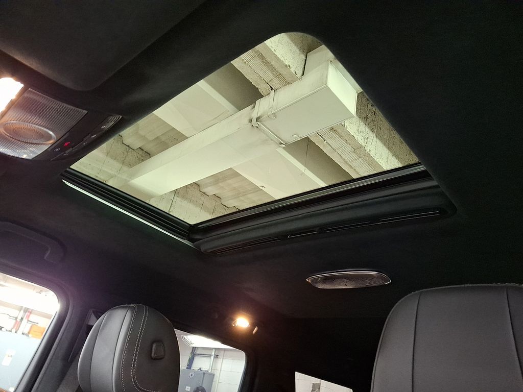 Thumbnail: 2025 Mercedes-Benz G-Class - 10