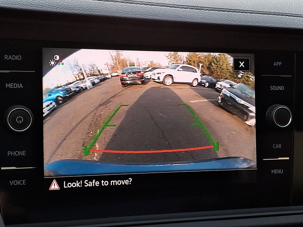 Thumbnail: 2021 Volkswagen Jetta - 15