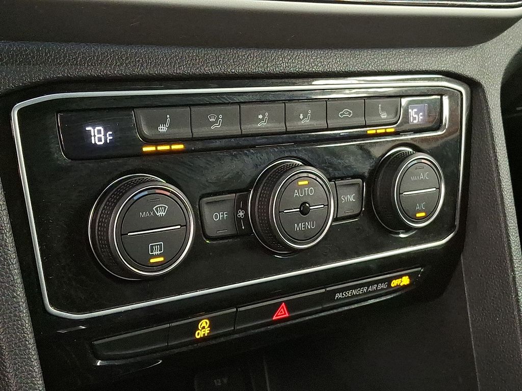 Thumbnail: 2022 Volkswagen Atlas - 13