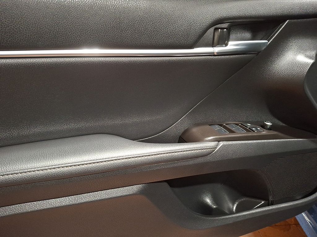 Thumbnail: 2024 Toyota Camry - 7