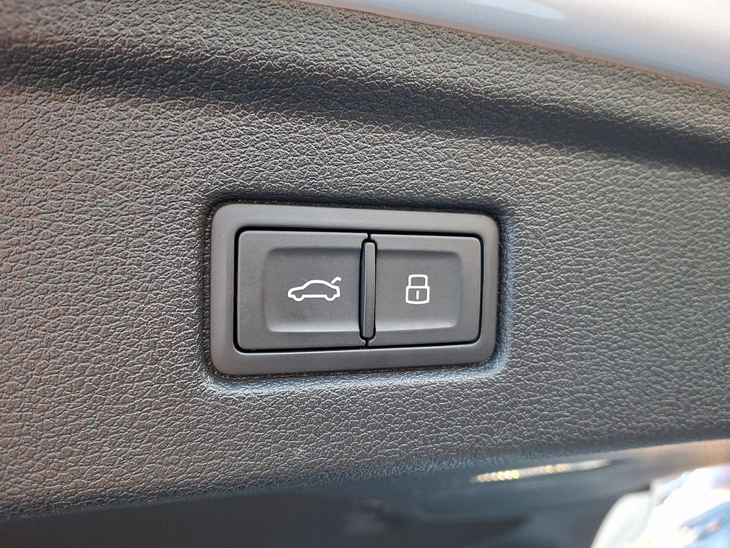 Thumbnail: 2019 Audi A5 - 27