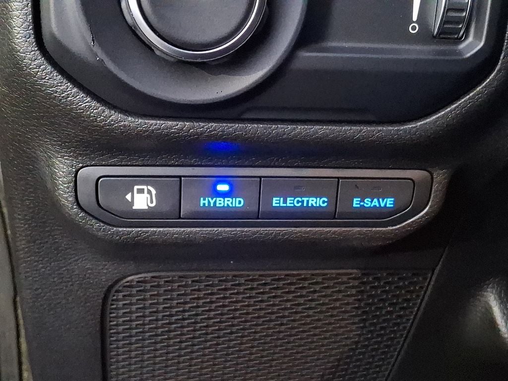 Thumbnail: 2023 Jeep Wrangler - 23