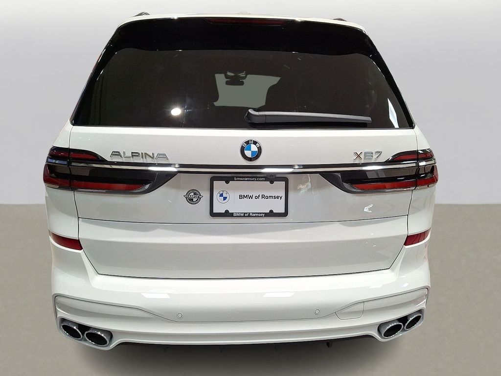 Thumbnail: 2026 BMW X7 - 5