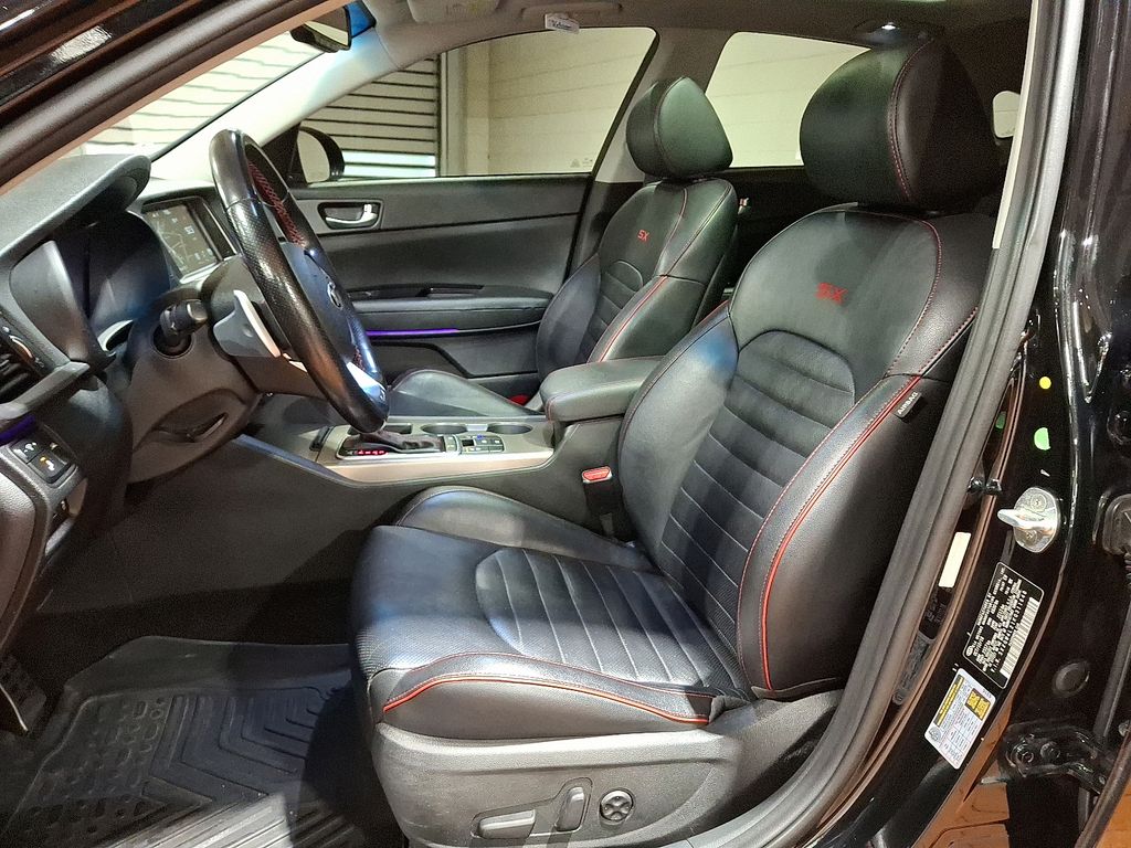 Thumbnail: 2019 Kia Optima - 11