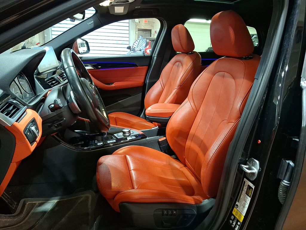 Thumbnail: 2022 BMW X2 - 10