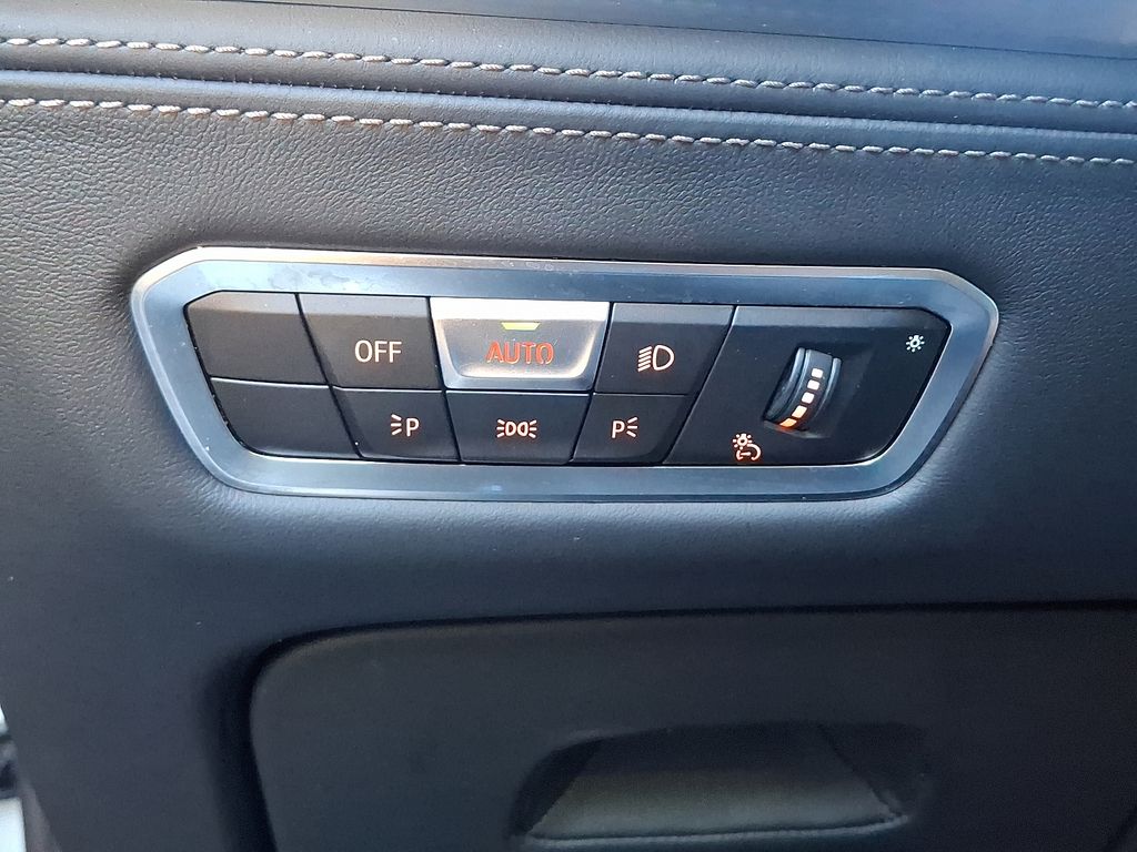 Thumbnail: 2023 BMW X7 - 22