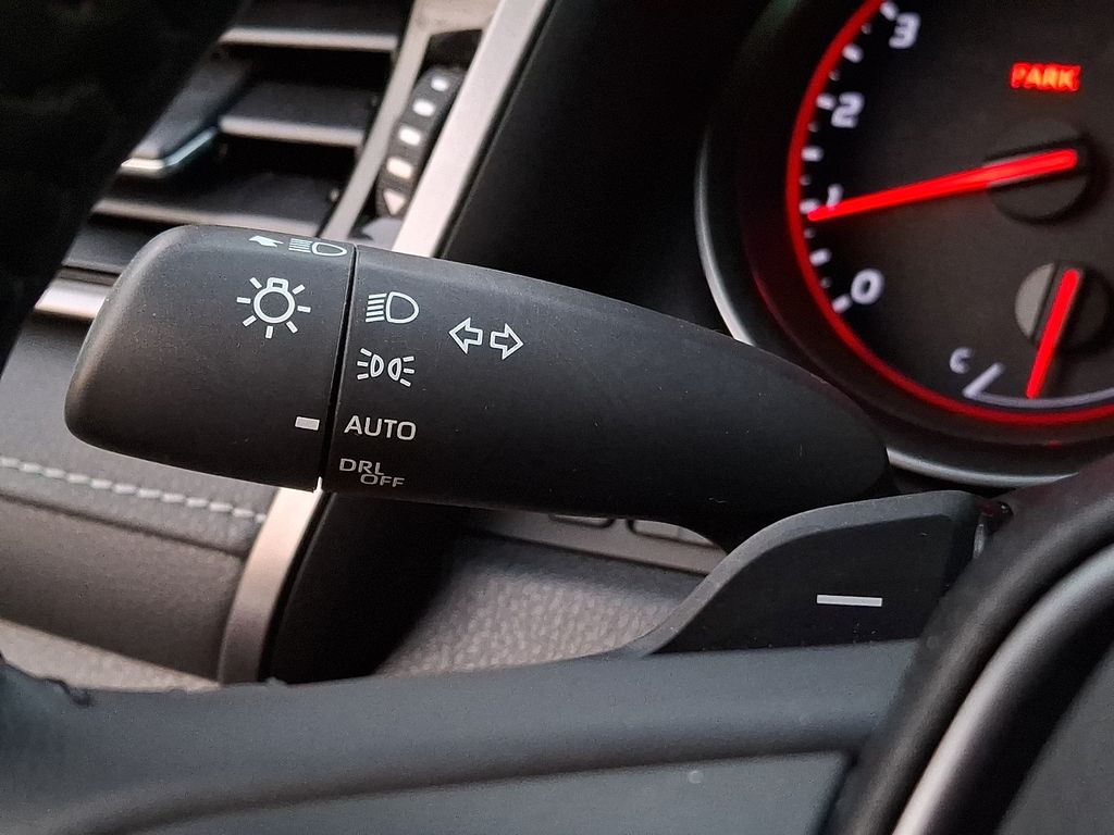 Thumbnail: 2022 Toyota Camry - 24