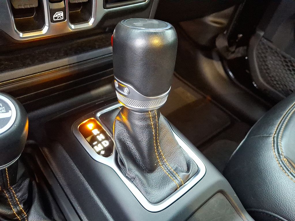 Thumbnail: 2022 Jeep Wrangler - 10