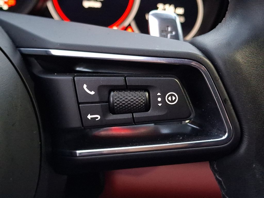 Thumbnail: 2023 Porsche Panamera - 20