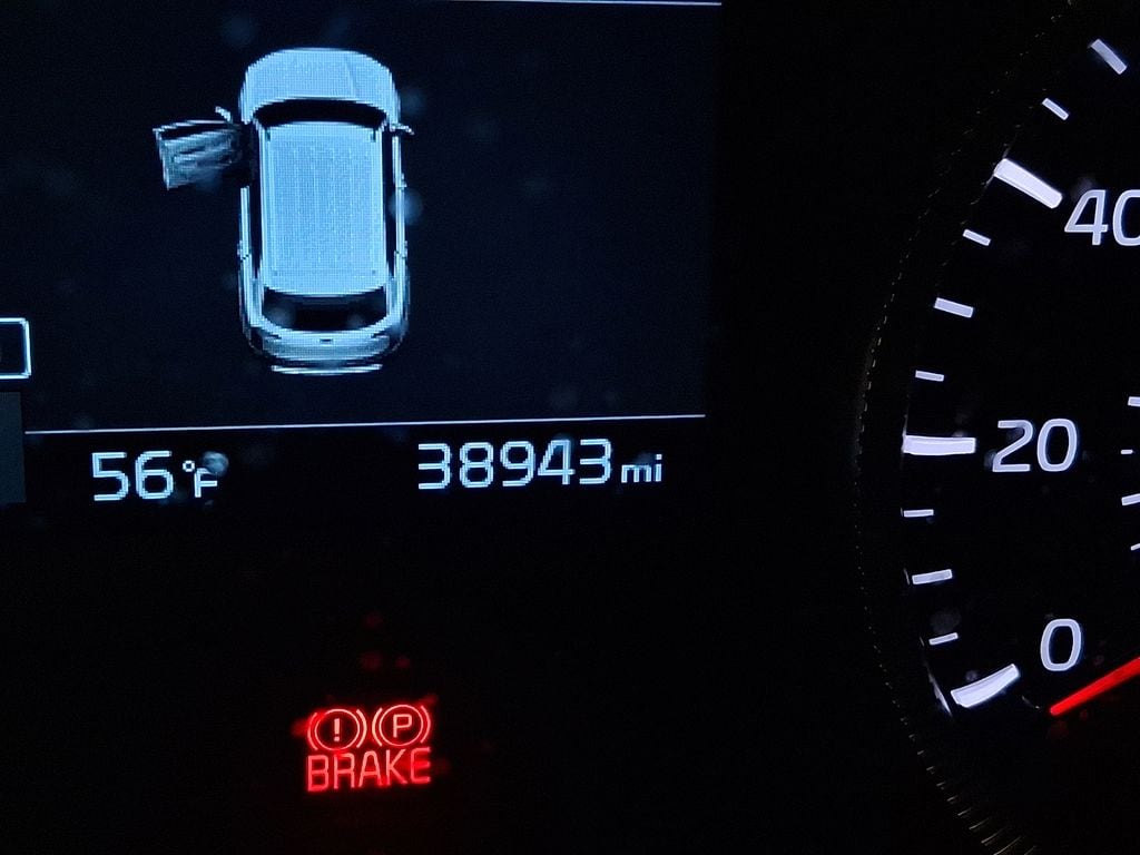 Thumbnail: 2021 Kia Telluride - 16