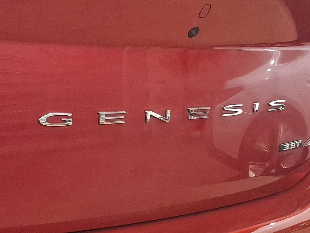 Thumbnail: 2023 Genesis G70 - 30