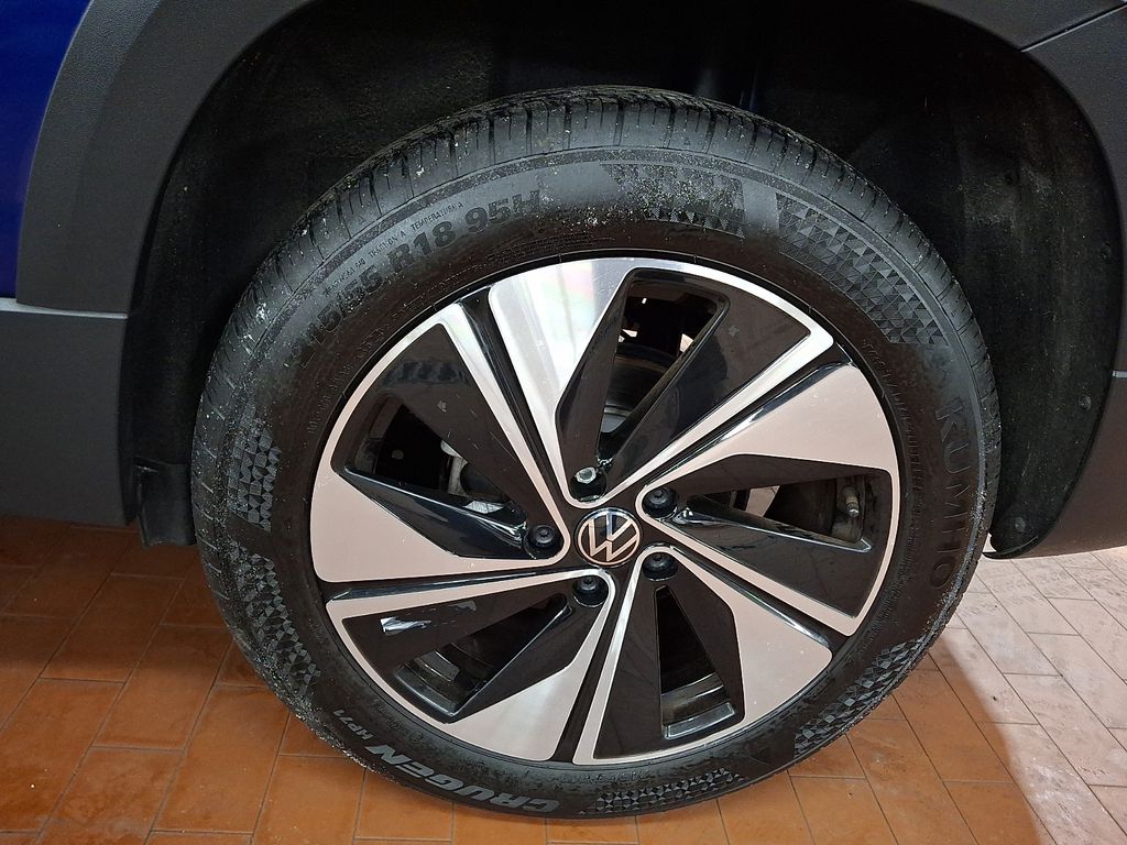 Thumbnail: 2024 Volkswagen Taos - 8