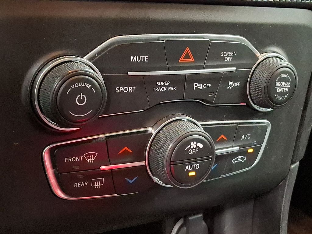 Thumbnail: 2021 Dodge Charger - 12