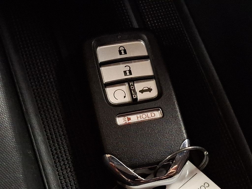 Thumbnail: 2022 Honda Insight - 22