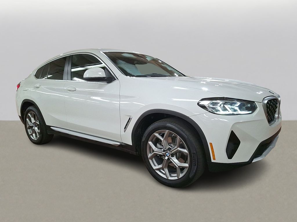 Thumbnail: 2023 BMW X4 - 2