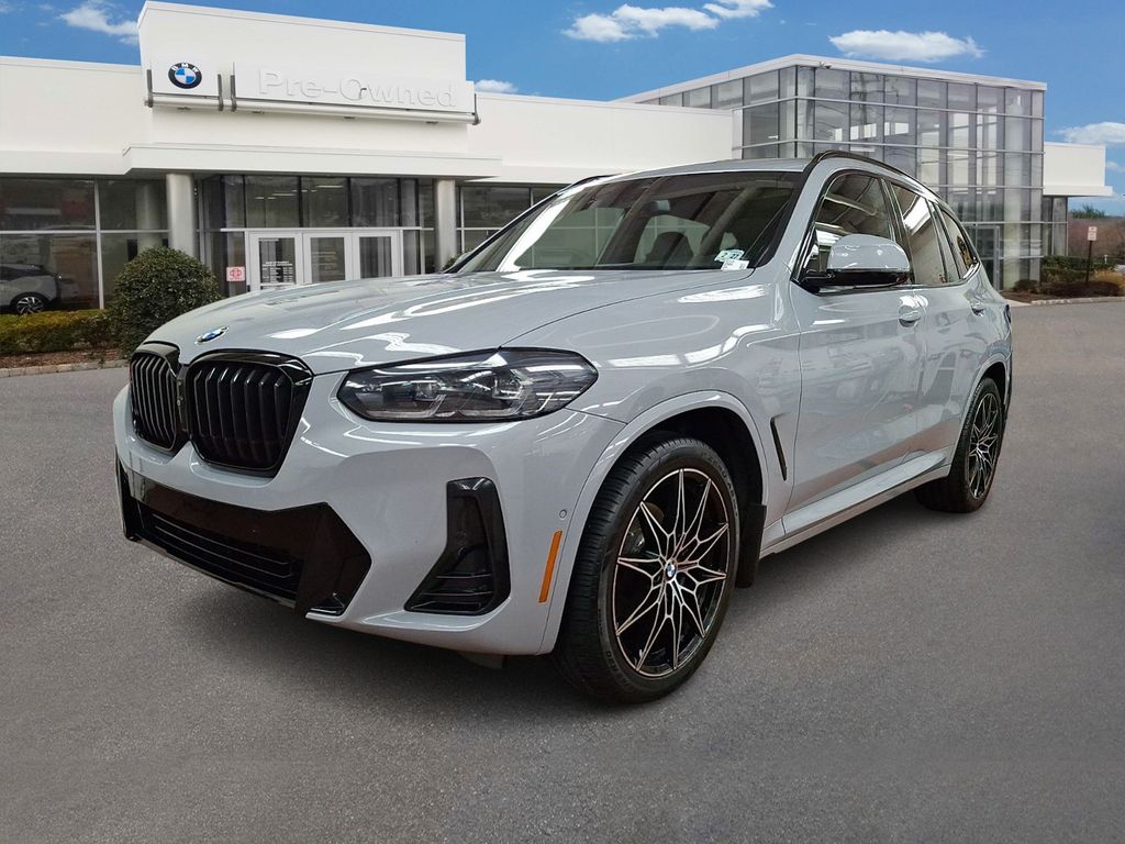 2022 BMW X3 xDrive30i's photo