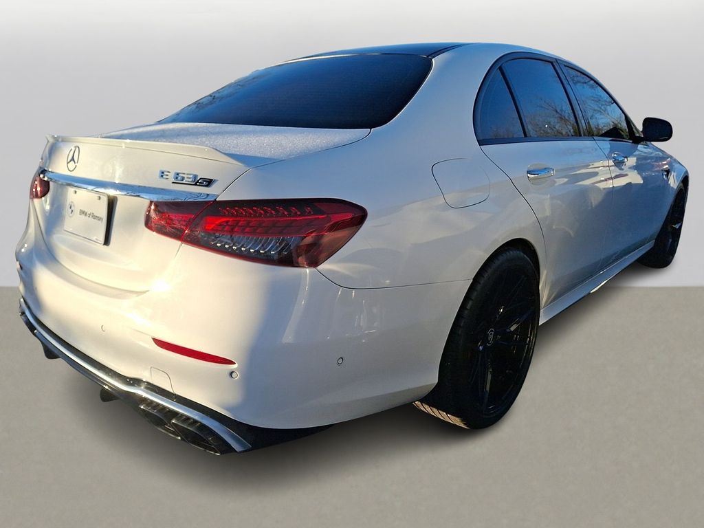 Thumbnail: 2021 Mercedes-Benz E-Class - 3