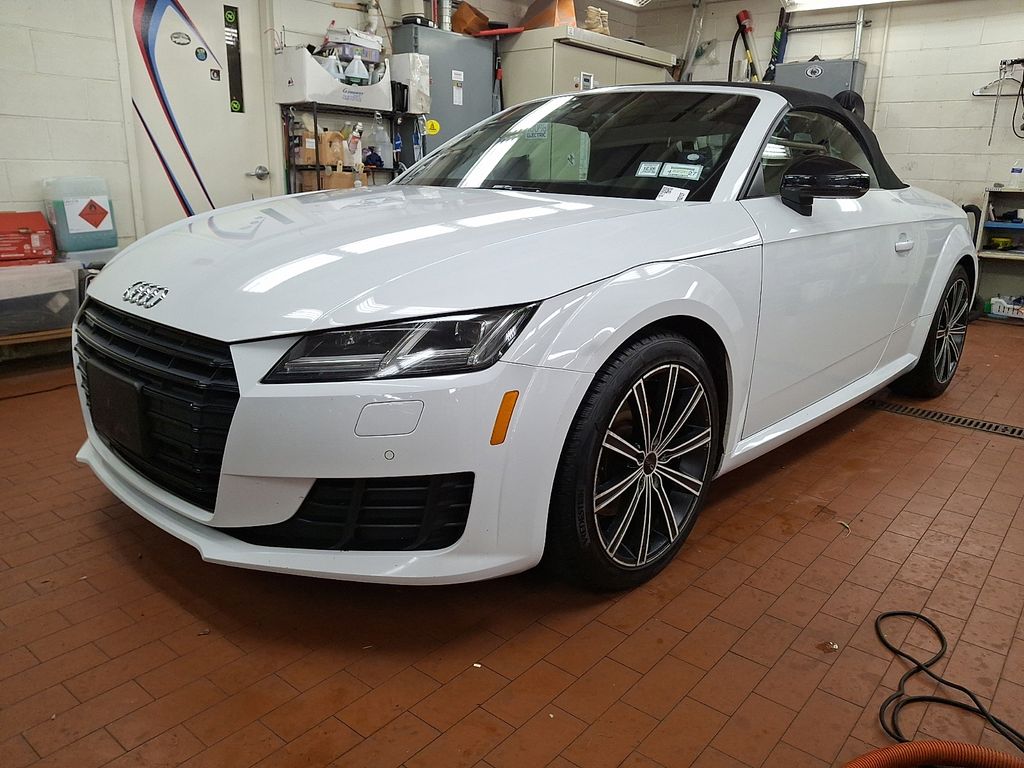 Thumbnail: 2017 Audi TT - 27