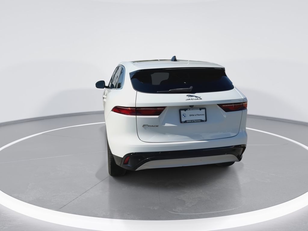 Thumbnail: 2022 Jaguar F-Pace - 7