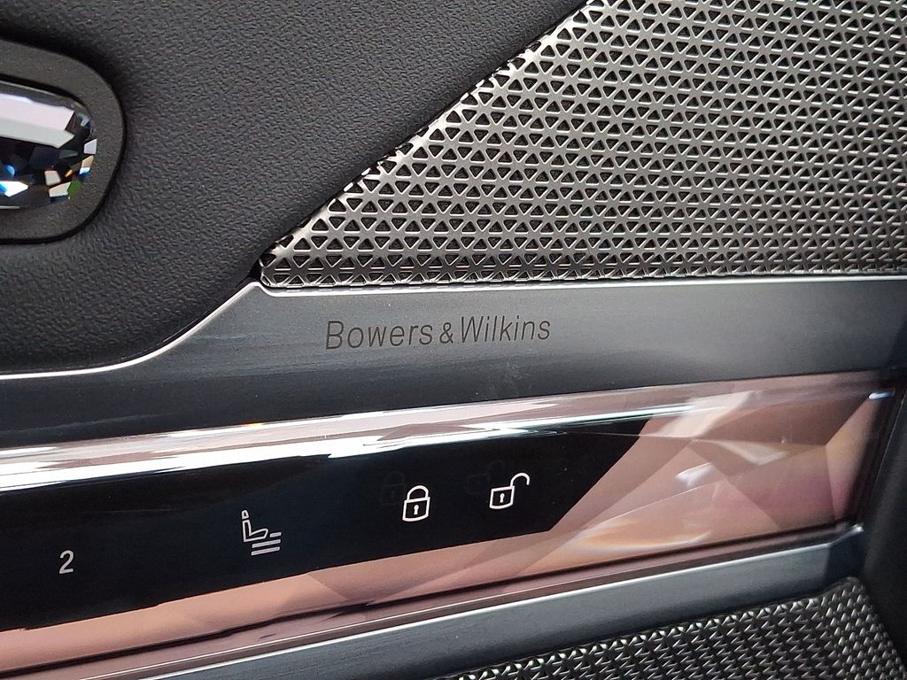 Thumbnail: 2023 BMW 7 Series - 21