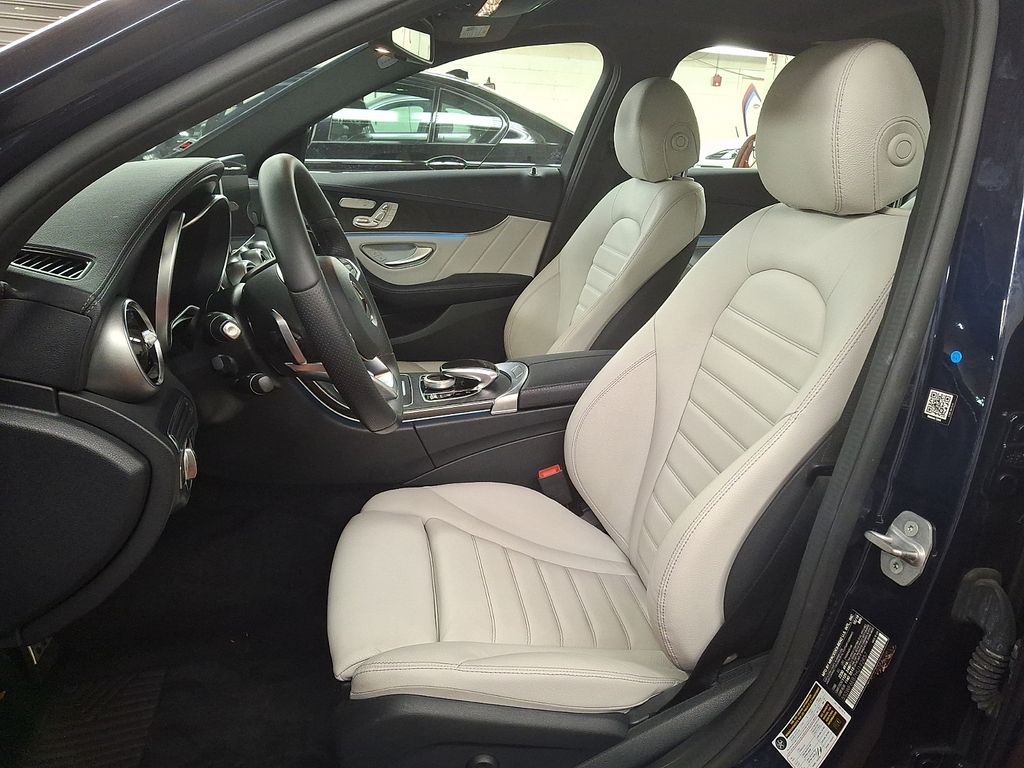 Thumbnail: 2017 Mercedes-Benz C-Class - 9