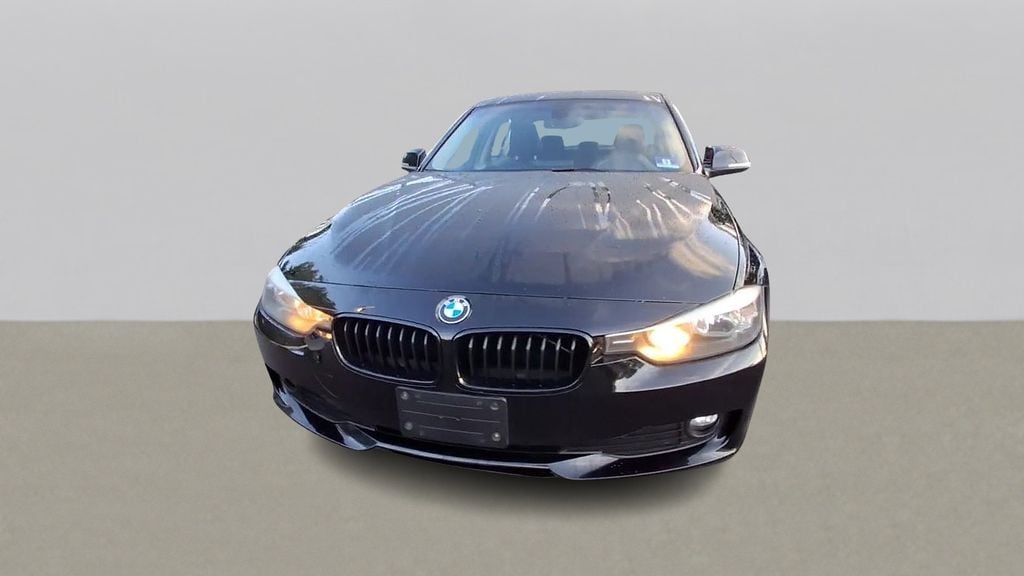 Thumbnail: 2015 BMW 3 Series - 3
