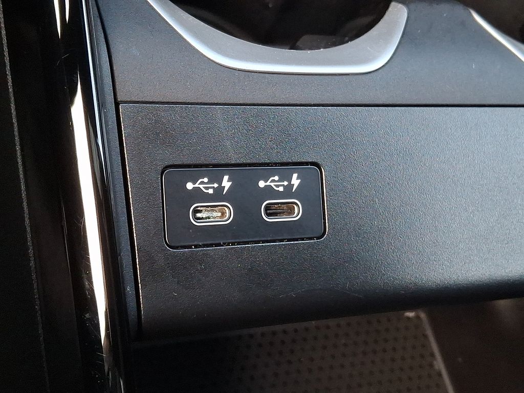 Thumbnail: 2024 BMW X2 - 19