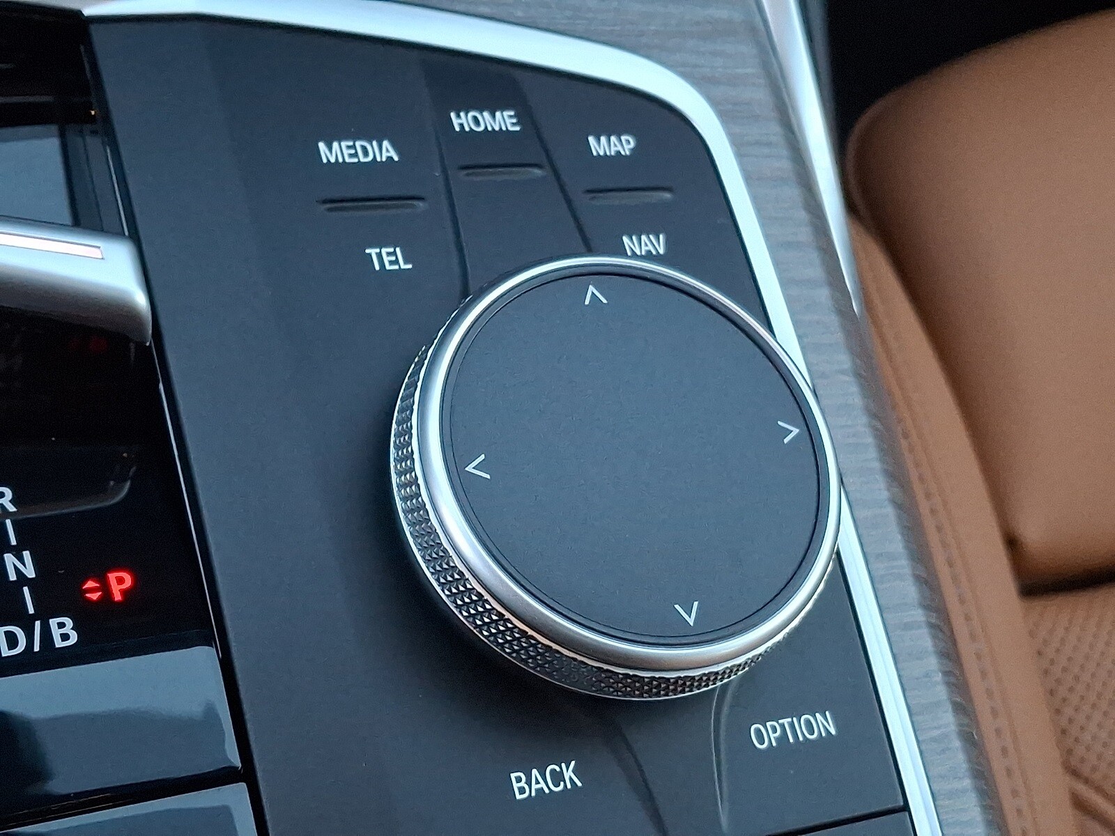 Thumbnail: 2025 BMW i4 - 22