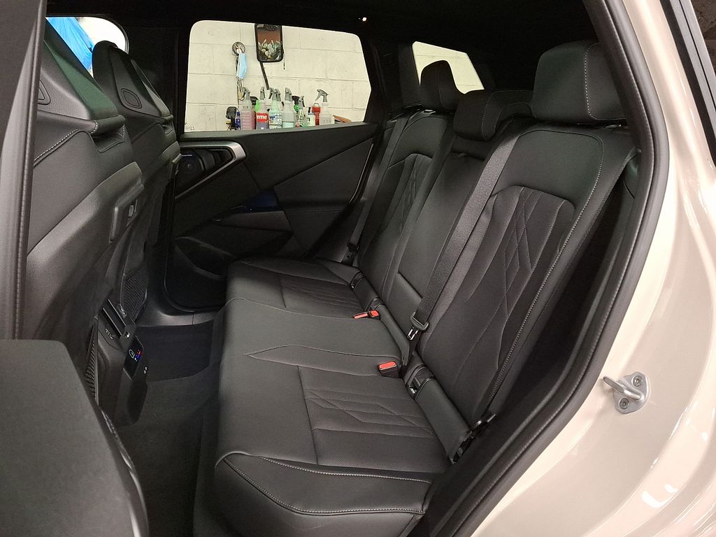 Thumbnail: 2025 BMW X3 - 8