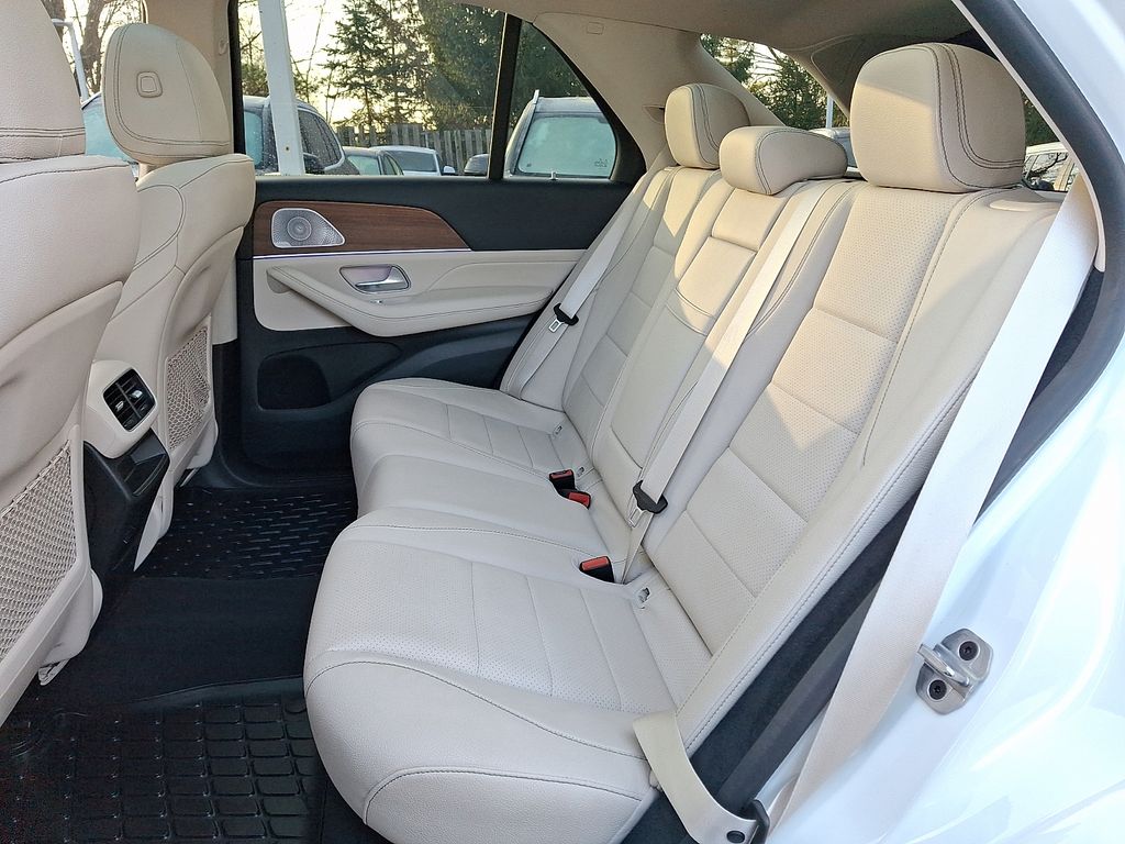 Thumbnail: 2022 Mercedes-Benz GLE - 7