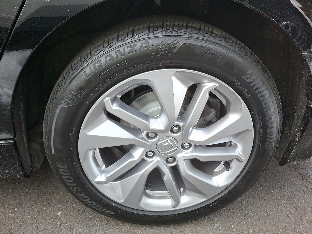 Thumbnail: 2019 Honda Accord - 6