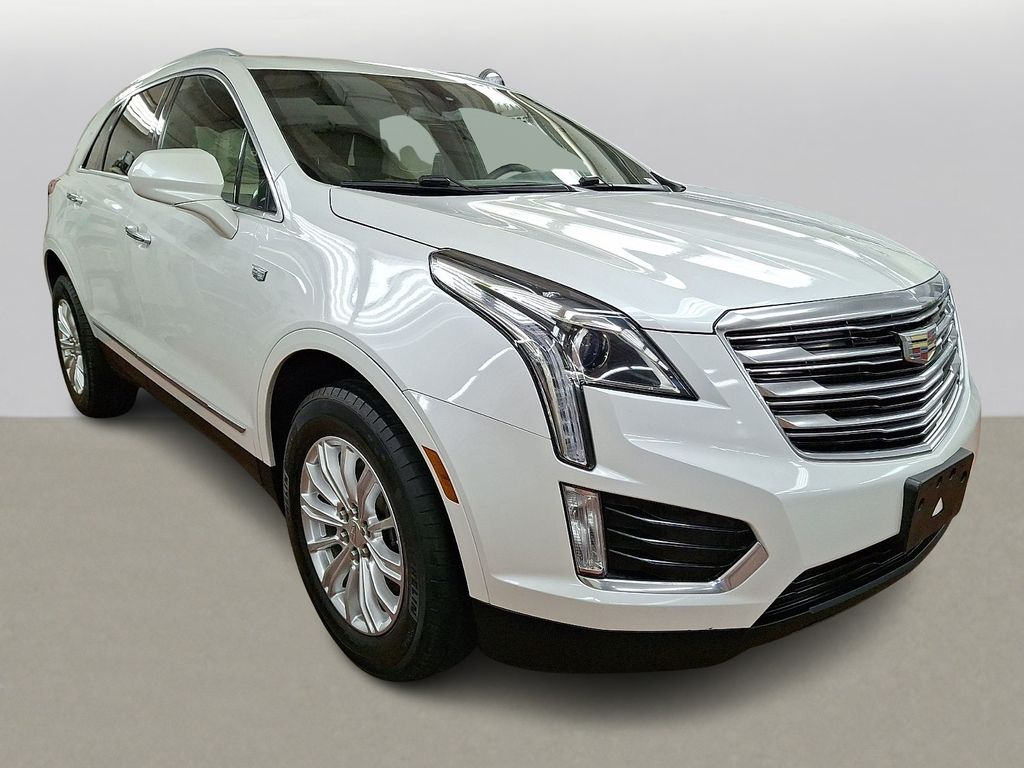 Thumbnail: 2018 Cadillac XT5 - 3