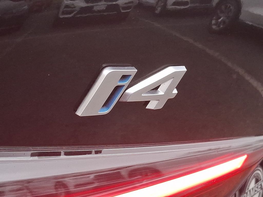 Thumbnail: 2024 BMW i4 - 30