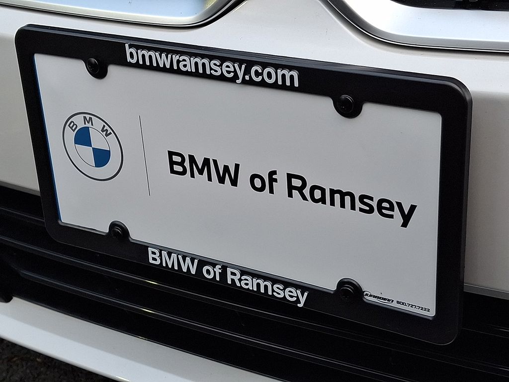 Thumbnail: 2024 BMW XM - 30