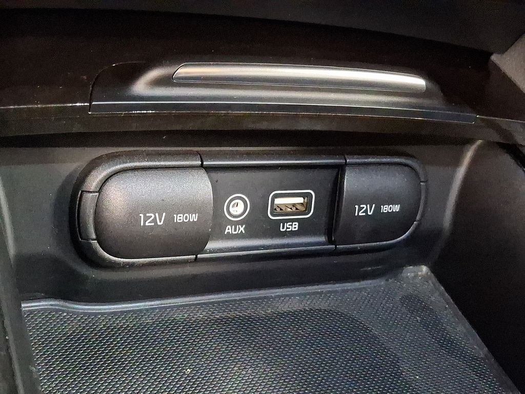 Thumbnail: 2016 Kia Optima - 20