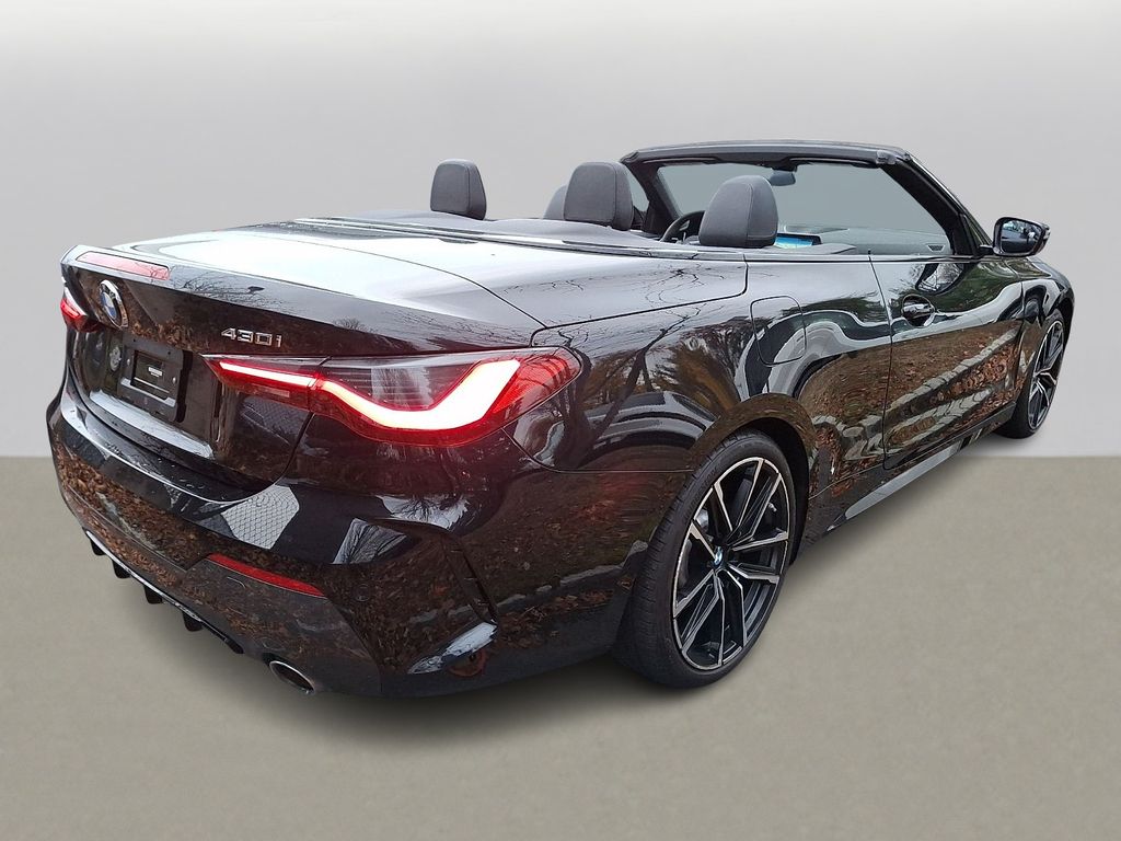 Thumbnail: 2023 BMW 4 Series - 4