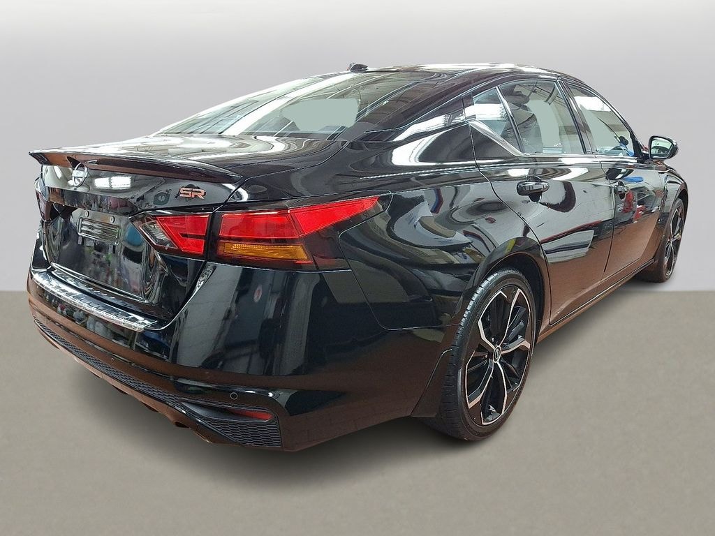 Used 2023 Nissan Altima 2.5 SR Sedan