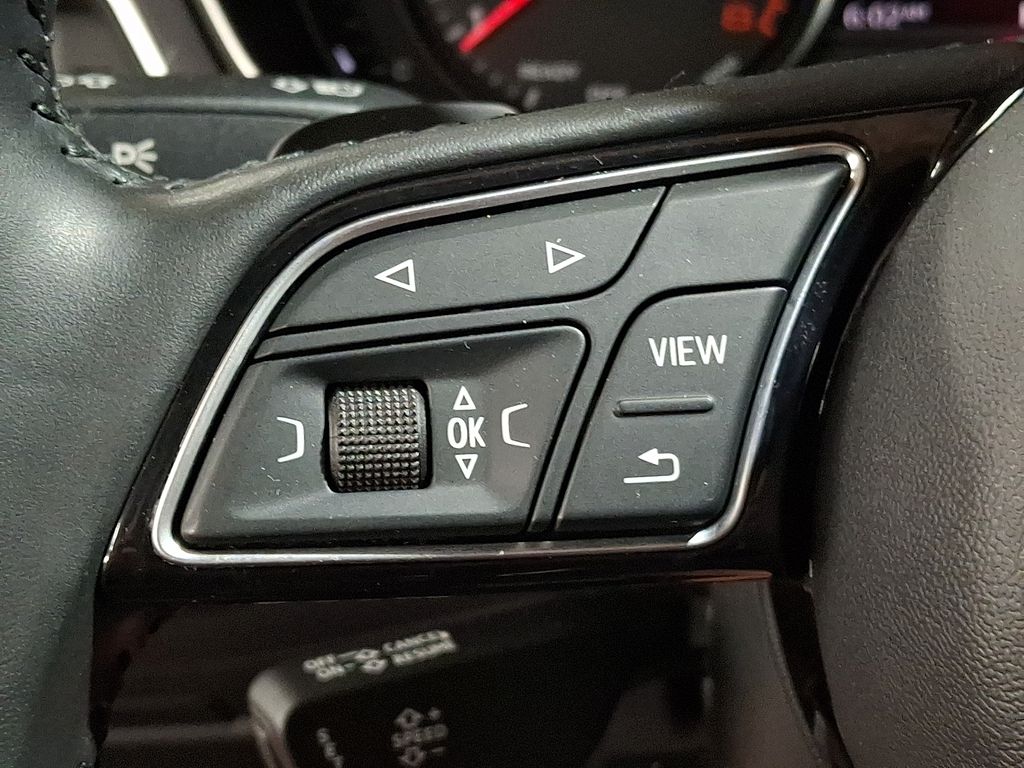 Thumbnail: 2018 Audi A4 - 18