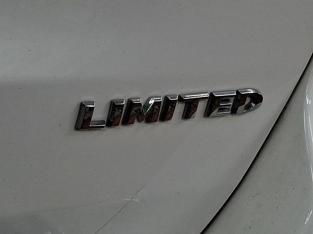 Thumbnail: 2022 Jeep Grand Cherokee - 27