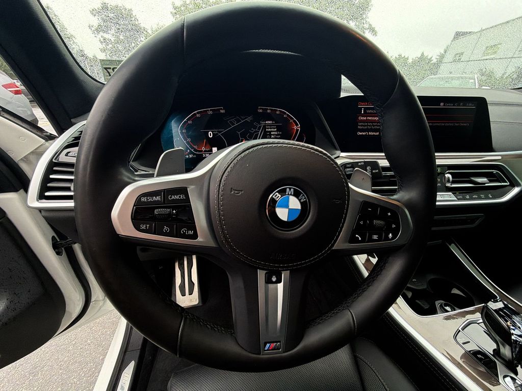 Thumbnail: 2022 BMW X5 - 23