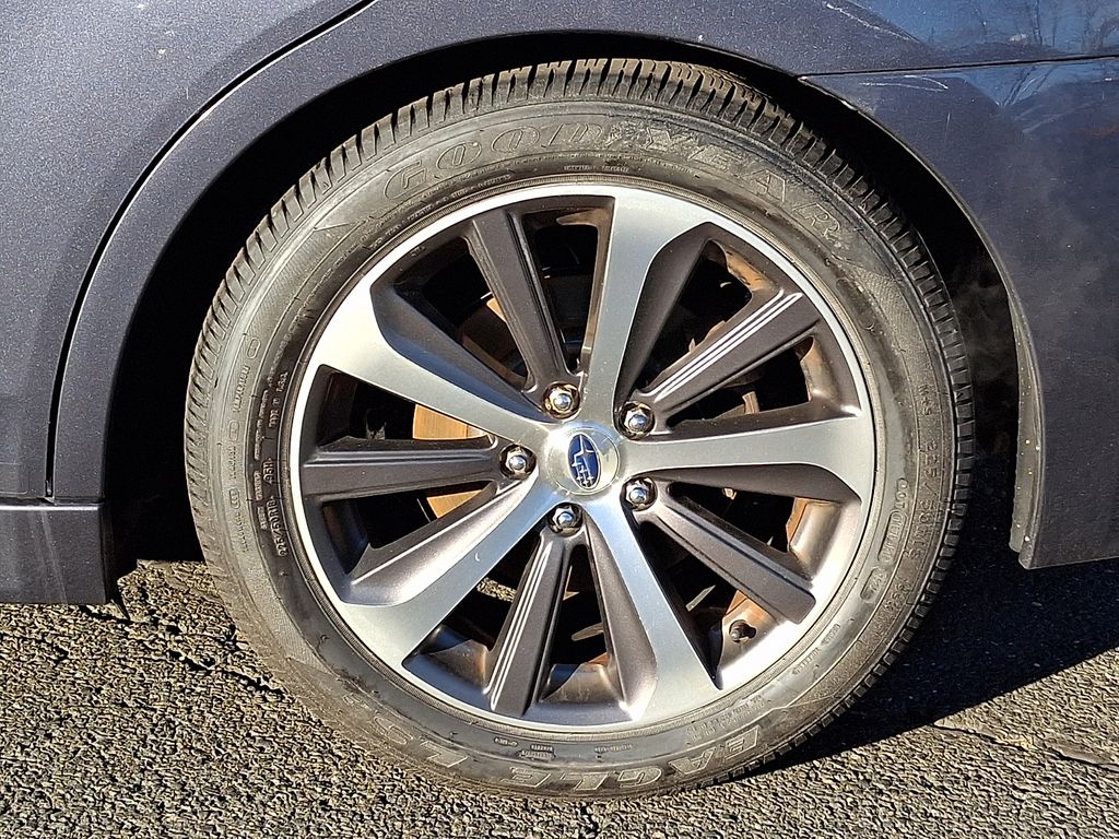 Thumbnail: 2015 Subaru Legacy - 6