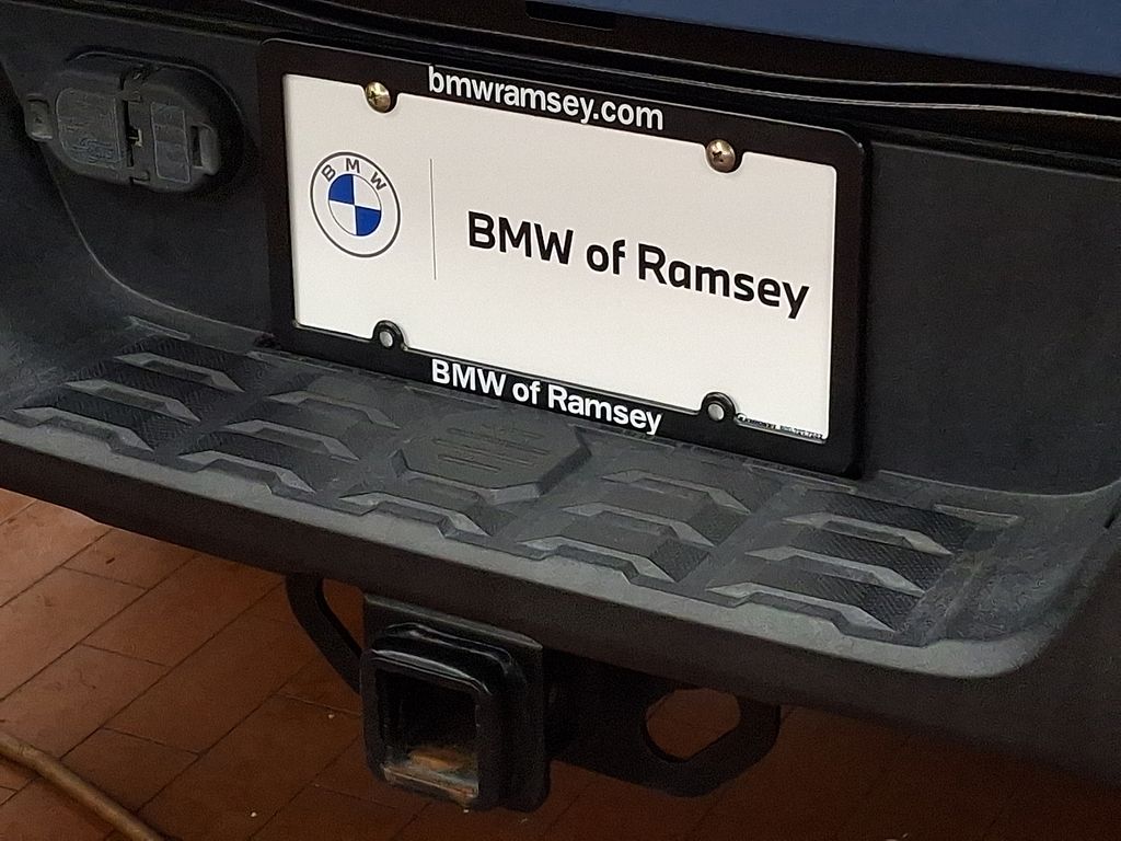 Thumbnail: 2019 Toyota Tacoma - 30