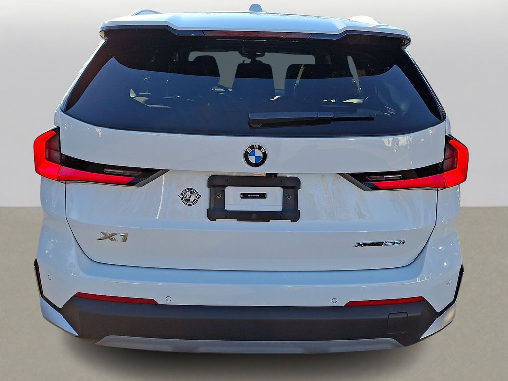 Thumbnail: 2023 BMW X1 - 5