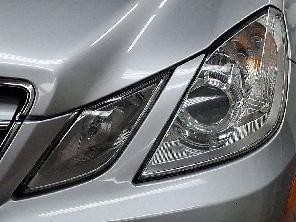 Thumbnail: 2012 Mercedes-Benz E-Class - 8