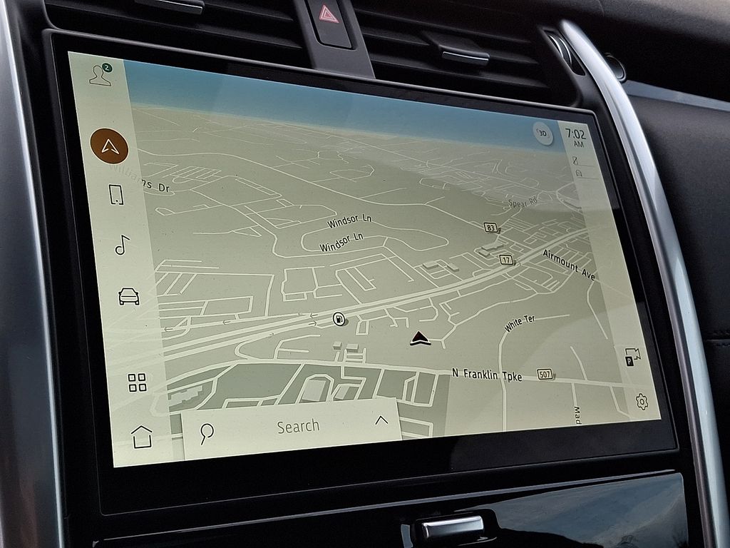 Thumbnail: 2025 Land Rover Discovery - 15