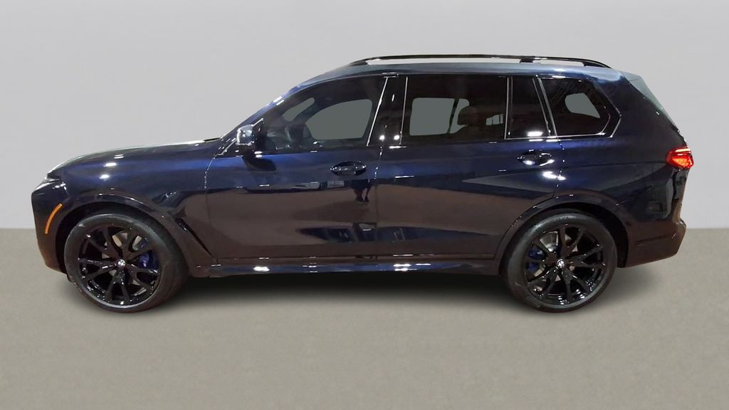 Thumbnail: 2026 BMW X7 - 5